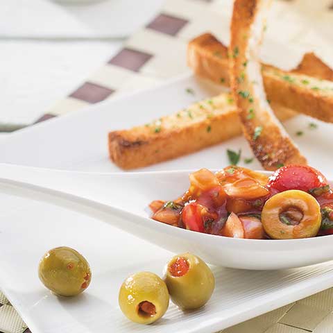 BHOOT JOLAKIA AND PIMENTO OLIVE SALSA