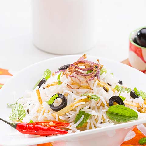 MINT AND OLIVE PILAF POTATOES