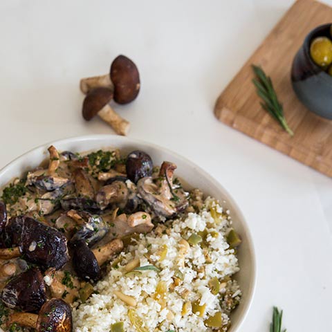 PORTOBELLO MUSHROOM WITH OLIVES AND CAULIFLOWER COUS COUS
