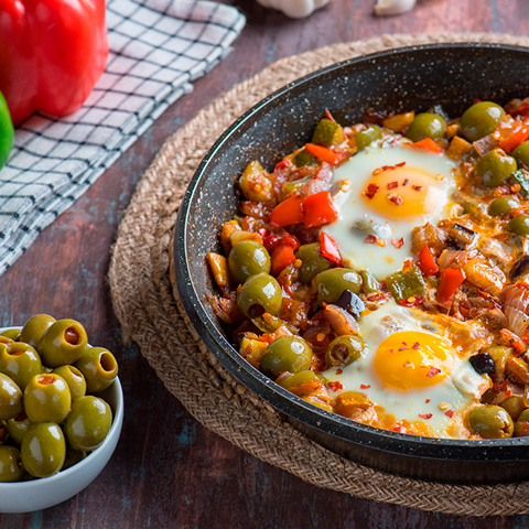 SPANISH PISTO WITH OLIVES